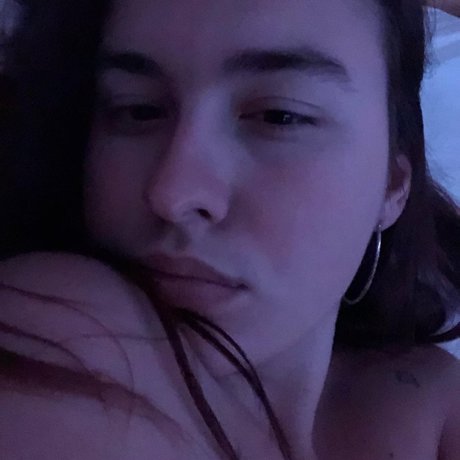 Foto di nudo di fuga di OnlyFans di Asia