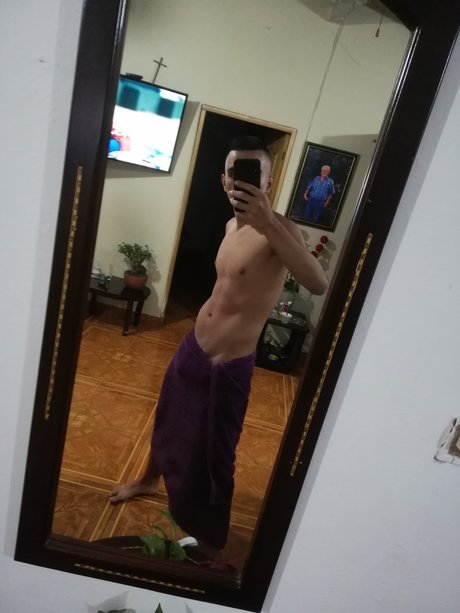 Foto di nudo di fuga di OnlyFans di Juan Pablo Quintero