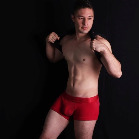Foto di nudo di fuga di OnlyFans di Pablo Alvarez