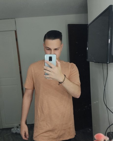 Foto di nudo di fuga di OnlyFans di Pablo Lopez