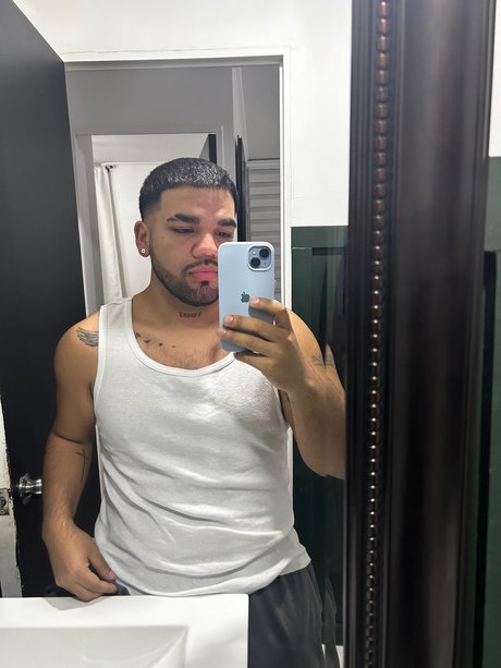 Foto di nudo di fuga di OnlyFans di Pablo Ramrez Galarce