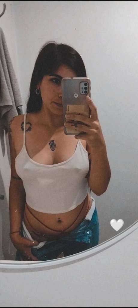 Foto di nudo di fuga di OnlyFans di Paau