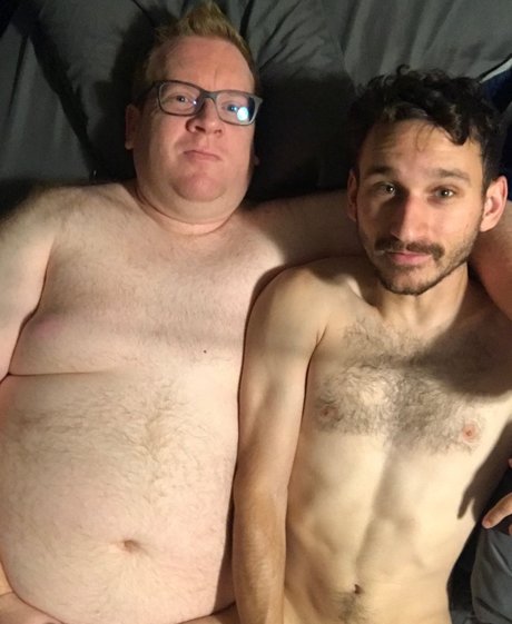 Foto di nudo di fuga di OnlyFans di Otter And Bear