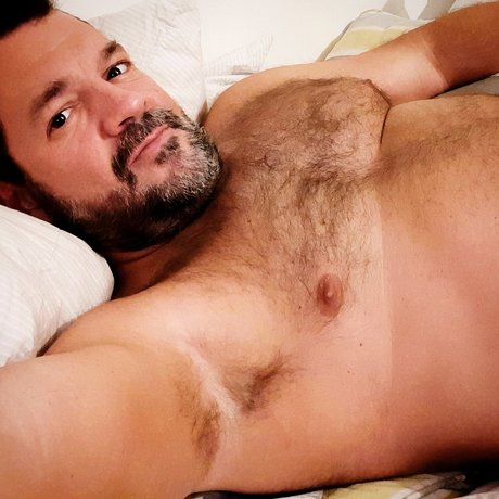 Foto di nudo di fuga di OnlyFans di Osolicencioso