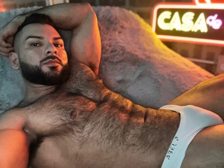 Foto di nudo di fuga di OnlyFans di Jay Santos