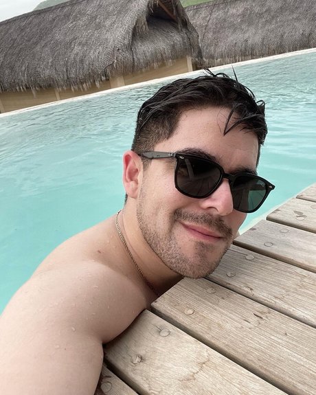 Foto di nudo di fuga di OnlyFans di G Araiza Alan