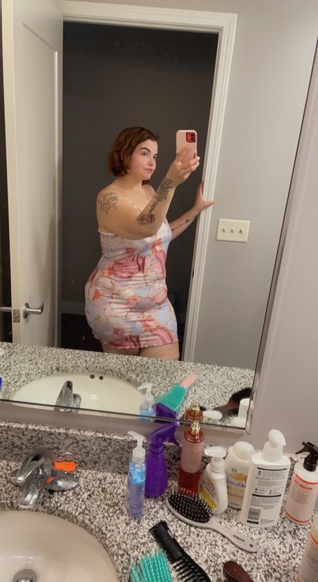 Foto di nudo di fuga di OnlyFans di Alexandria Davis