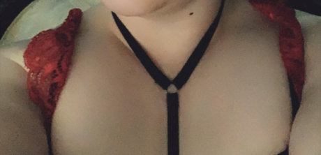 Foto di nudo di fuga di OnlyFans di Opal Moon