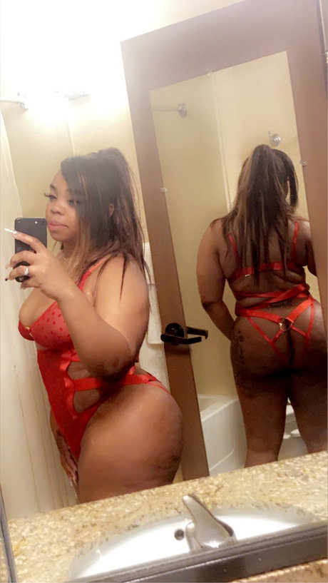 Foto di nudo di fuga di OnlyFans di Alana Drillz