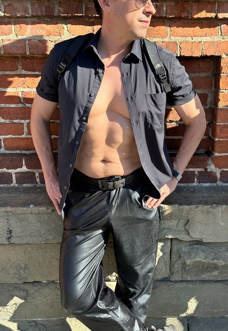Foto di nudo di fuga di OnlyFans di Ajs Adventures