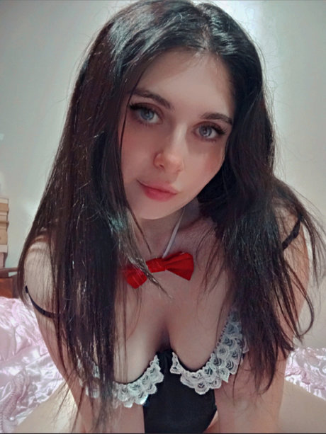 Foto di nudo di fuga di OnlyFans di Pauchi