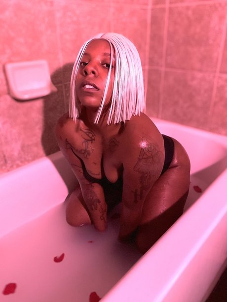 Foto di nudo di fuga di OnlyFans di Patty