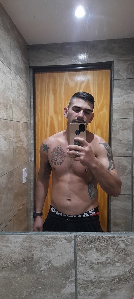 Foto di nudo di fuga di OnlyFans di El Pato