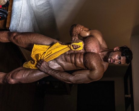 Foto di nudo di fuga di OnlyFans di Vlad Parker  Vip Content 01 Of  