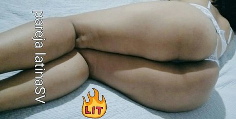 Foto di nudo di fuga di OnlyFans di Pareja Latina