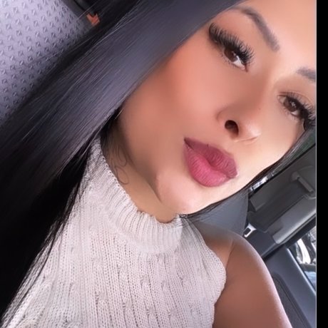 Foto di nudo di fuga di OnlyFans di Marcella Paolla
