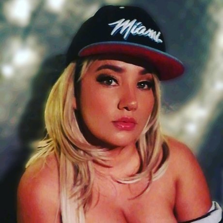 Foto di nudo di fuga di OnlyFans di Paola Hernandez