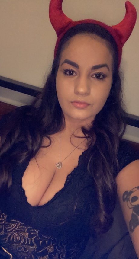 Foto di nudo di fuga di OnlyFans di Jazzy
