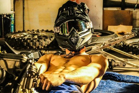 Foto di nudo di fuga di OnlyFans di Paky