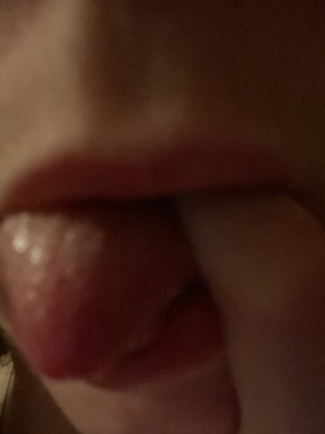 Foto di nudo di fuga di OnlyFans di Alaska