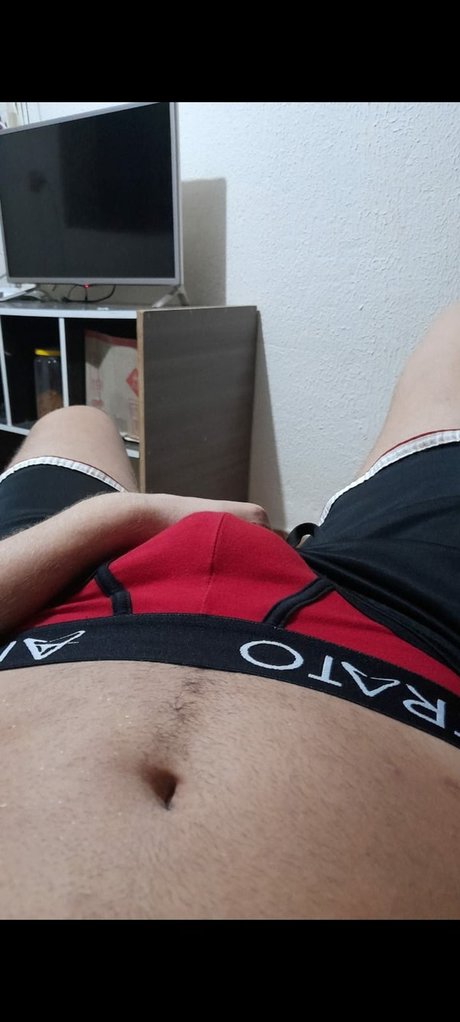 Foto di nudo di fuga di OnlyFans di Victor Albuquerque