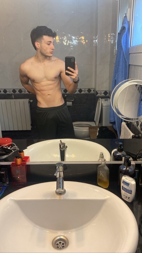 Foto di nudo di fuga di OnlyFans di Aleix Lexan