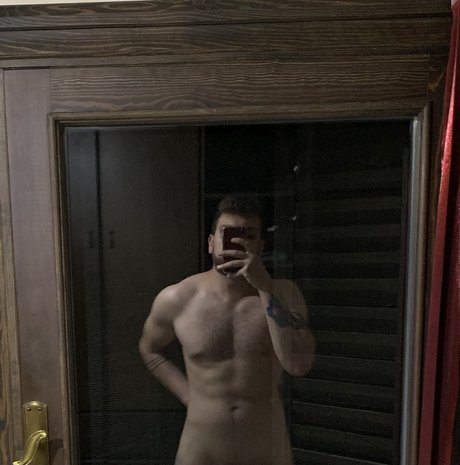 Foto di nudo di fuga di OnlyFans di Peter Quill