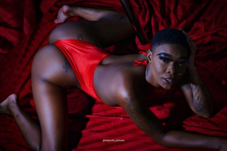 Foto di nudo di fuga di OnlyFans di Pretty Daj