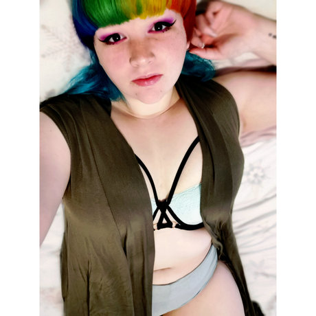 Foto di nudo di fuga di OnlyFans di Pepper Pots