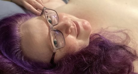 Foto di nudo di fuga di OnlyFans di Denise
