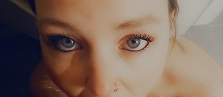 Foto di nudo di fuga di OnlyFans di   