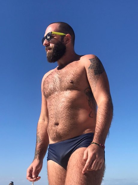 Foto di nudo di fuga di OnlyFans di Peludo Puto 