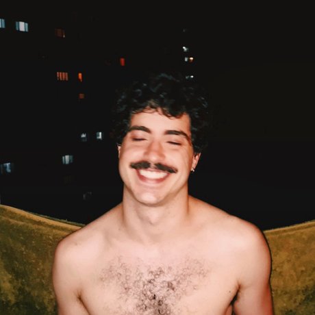 Foto di nudo di fuga di OnlyFans di Pedro Messina