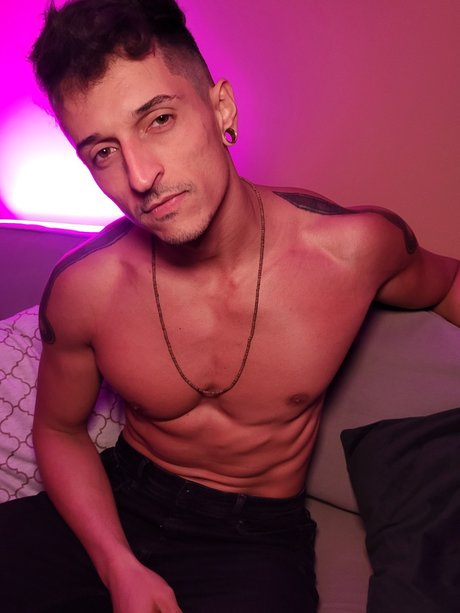 Foto di nudo di fuga di OnlyFans di Pedro Caliente
