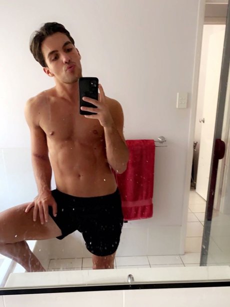Foto di nudo di fuga di OnlyFans di Peachy101