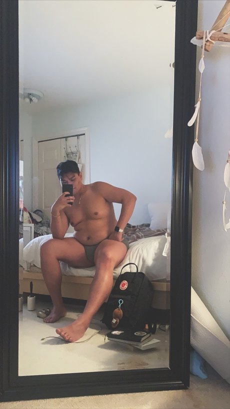 Foto di nudo di fuga di OnlyFans di Vinny The Pooh