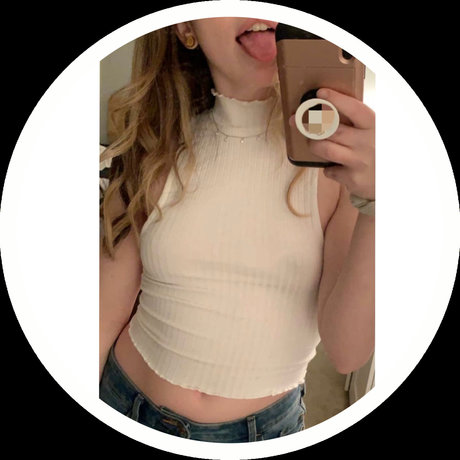 Foto di nudo di fuga di OnlyFans di Peachylibraxo