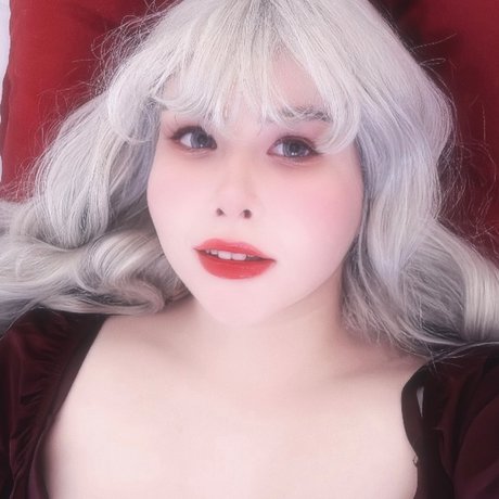 Foto di nudo di fuga di OnlyFans di Peachy