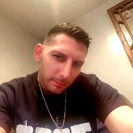 Foto di nudo di fuga di OnlyFans di Paul Dallegro
