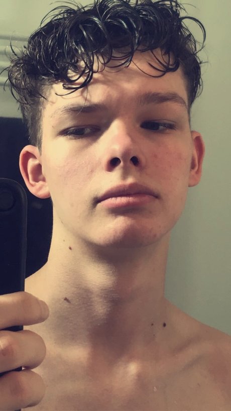 Foto di nudo di fuga di OnlyFans di Paul