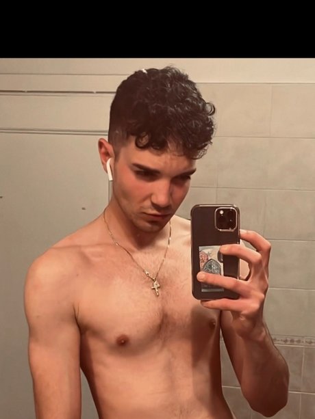 Foto di nudo di fuga di OnlyFans di Paul John