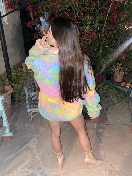 Foto di nudo di fuga di OnlyFans di Mara Juana