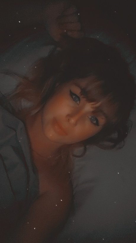 Foto di nudo di fuga di OnlyFans di Anya Rowen