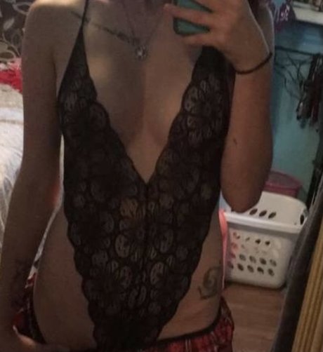 Foto di nudo di fuga di OnlyFans di Cheryl Lane