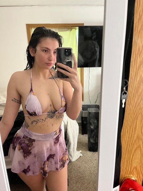 Foto di nudo di fuga di OnlyFans di Babygirl