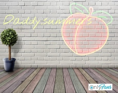 Foto di nudo di fuga di OnlyFans di Summers