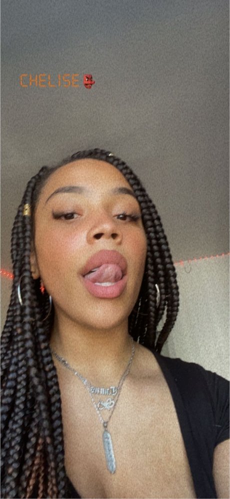 Foto di nudo di fuga di OnlyFans di Female Dev
