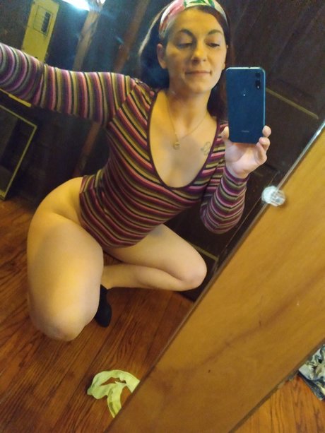 Foto di nudo di fuga di OnlyFans di Pink Lady