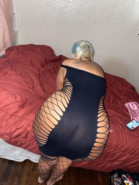Foto di nudo di fuga di OnlyFans di Pink Matzke