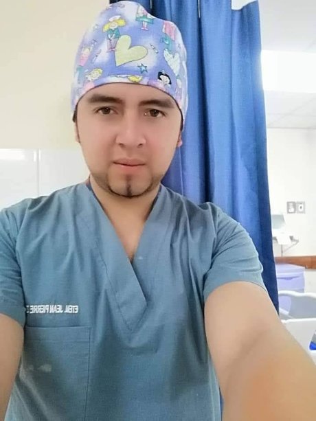 Foto di nudo di fuga di OnlyFans di Jean Pierre Zambrano